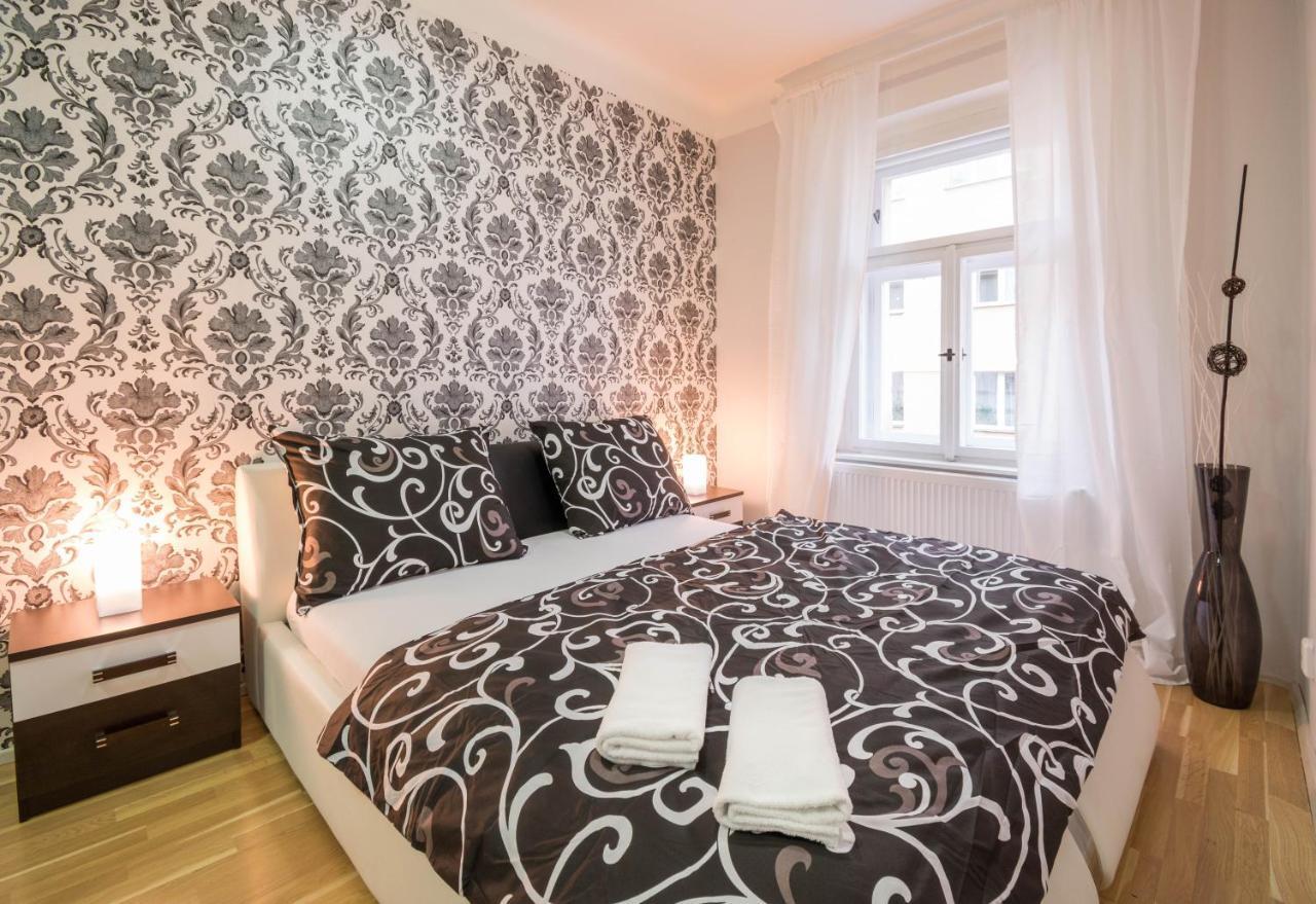 Chest Design Apartments Praga Zewnętrze zdjęcie