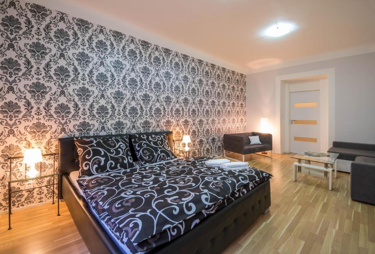 Chest Design Apartments Praga Zewnętrze zdjęcie