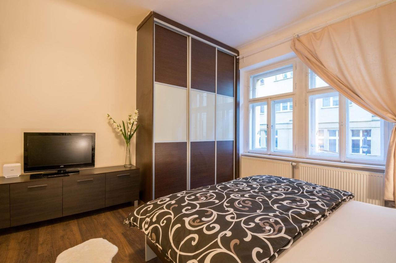 Chest Design Apartments Praga Zewnętrze zdjęcie