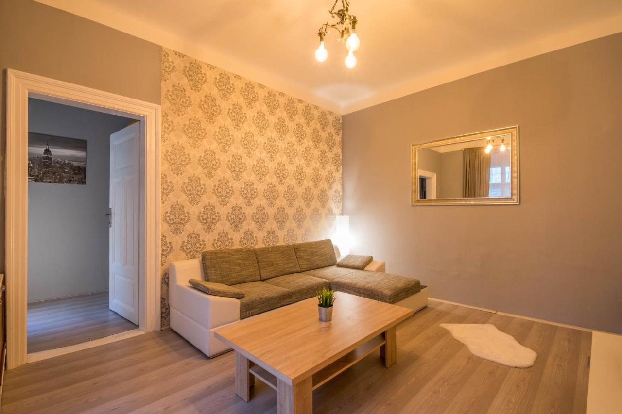 Chest Design Apartments Praga Zewnętrze zdjęcie