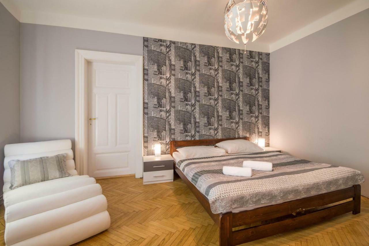 Chest Design Apartments Praga Zewnętrze zdjęcie