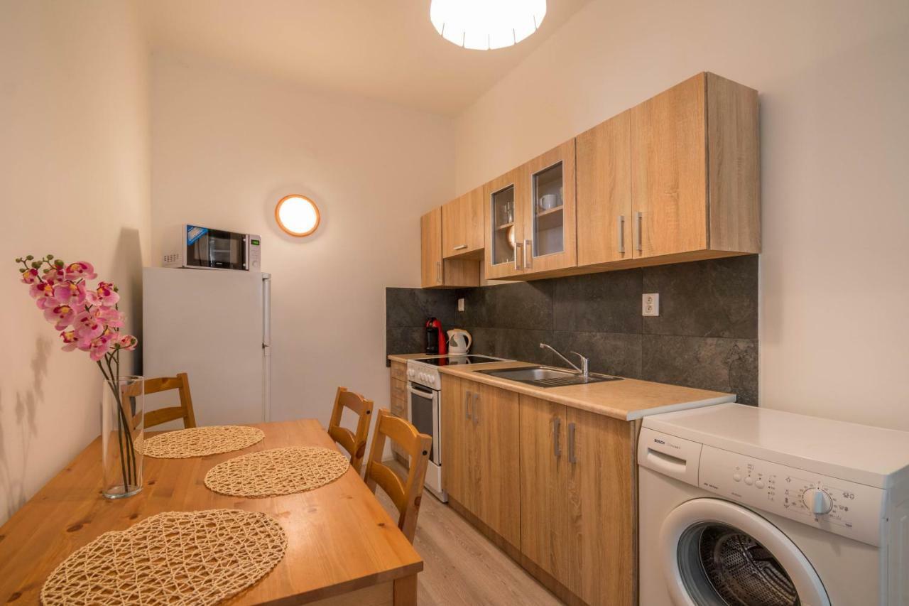Chest Design Apartments Praga Zewnętrze zdjęcie